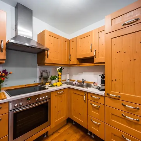 Smile Mit Donaublick *