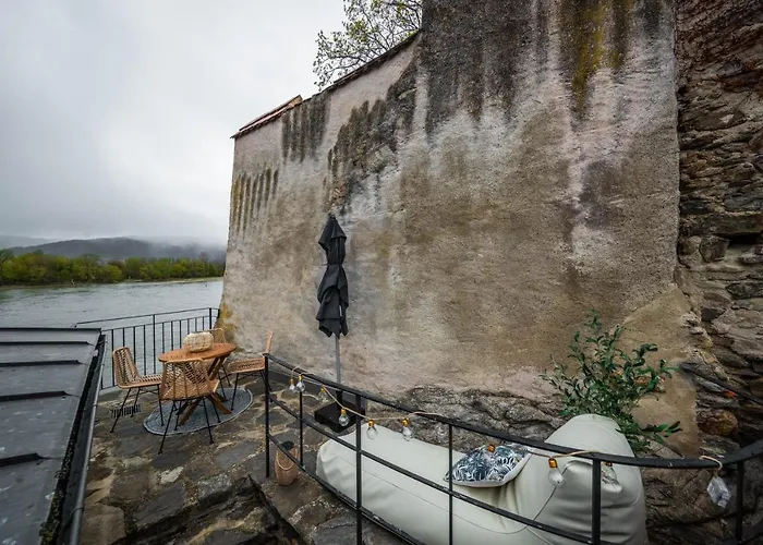 Smile Mit Donaublick