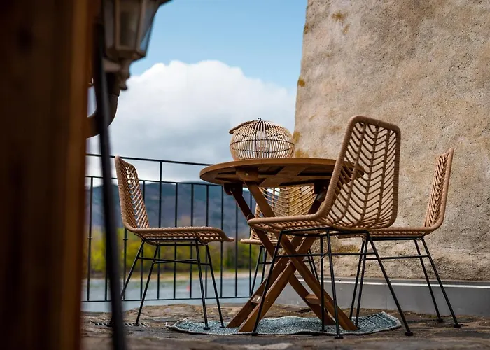 Smile Mit Donaublick * דורנשטיין